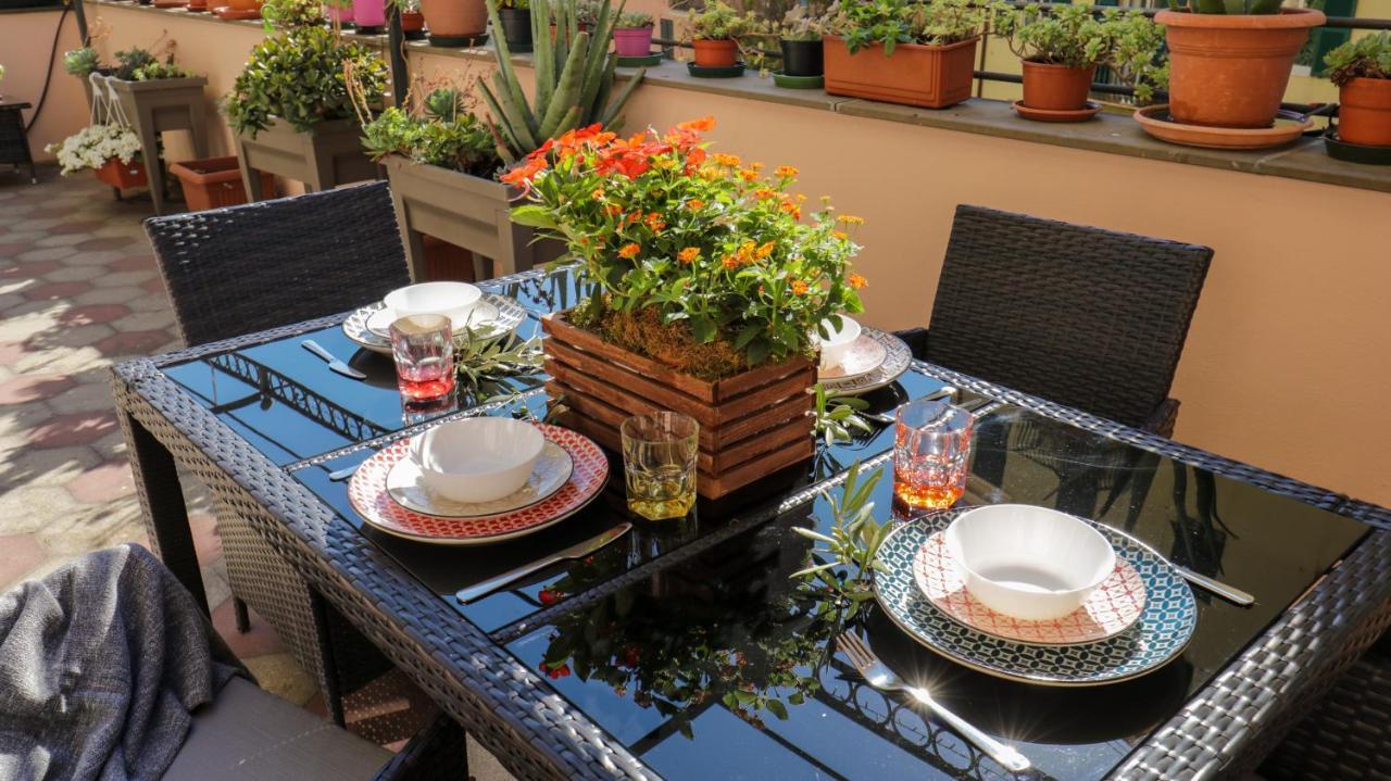 Sole, Terrazza, Centro Citta E Wi-Fi Veloce! Apartment Genoa Bagian luar foto