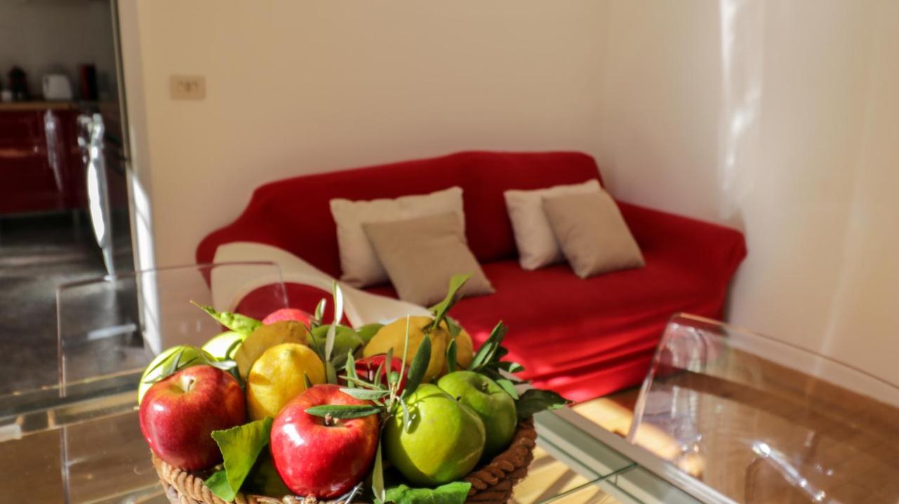 Sole, Terrazza, Centro Citta E Wi-Fi Veloce! Apartment Genoa Bagian luar foto