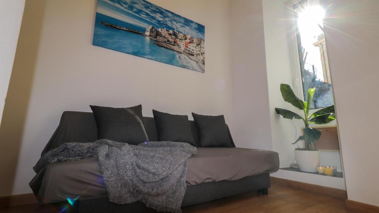 Sole, Terrazza, Centro Citta E Wi-Fi Veloce! Apartment Genoa Bagian luar foto