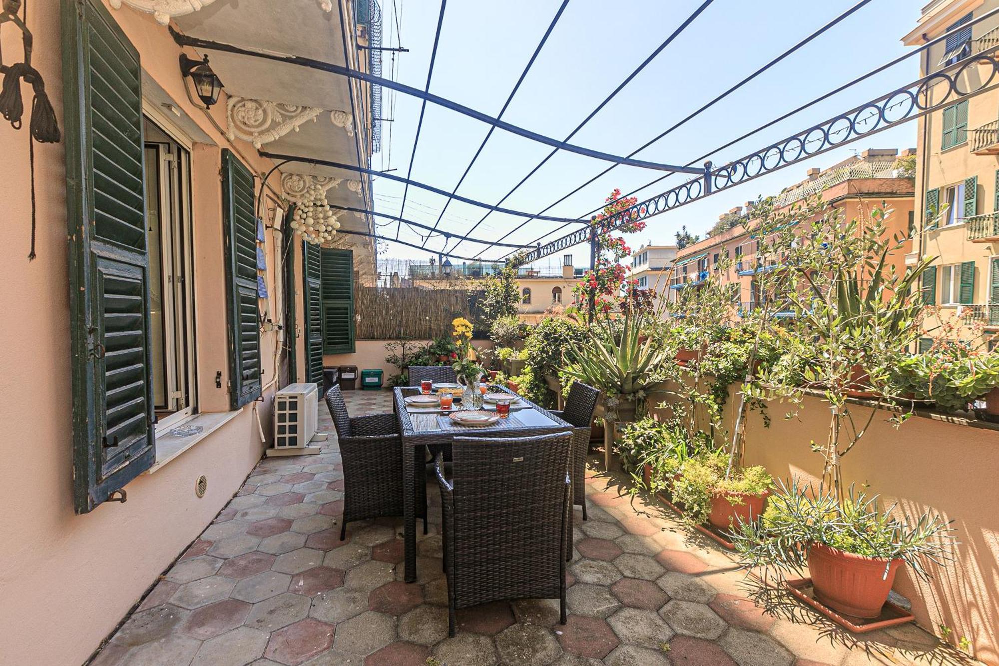 Sole, Terrazza, Centro Citta E Wi-Fi Veloce! Apartment Genoa Bagian luar foto