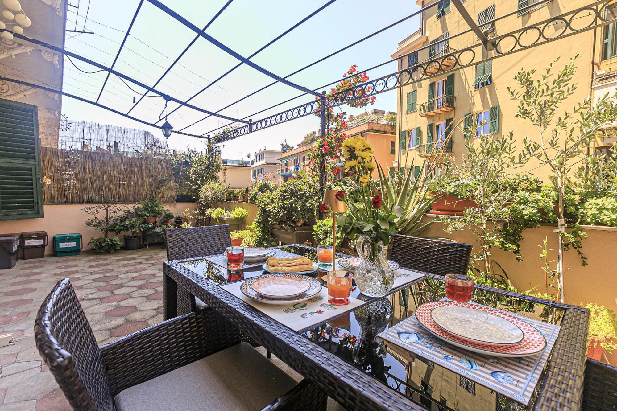 Sole, Terrazza, Centro Citta E Wi-Fi Veloce! Apartment Genoa Bagian luar foto